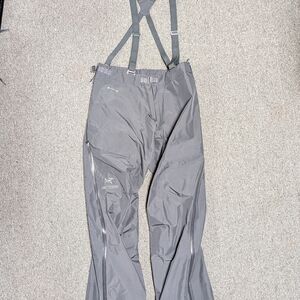 Arc'teryx Men's Charcoal Pants with Straps